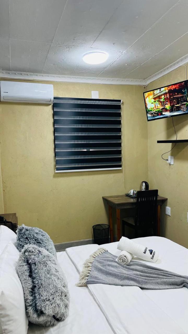 Naldorado Executive Villa Mbombela Ngoại thất bức ảnh
